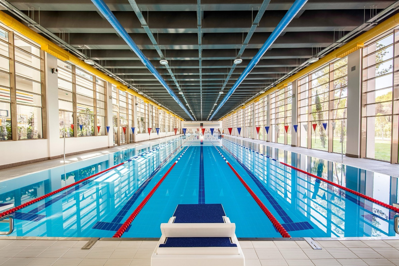 Indoor swimming pool at Gloria Sports Arena